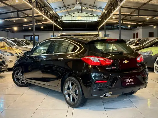 CHEVROLET-CRUZE-2018