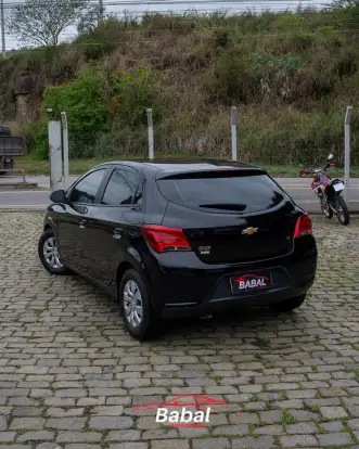 CHEVROLET-ONIX-2018