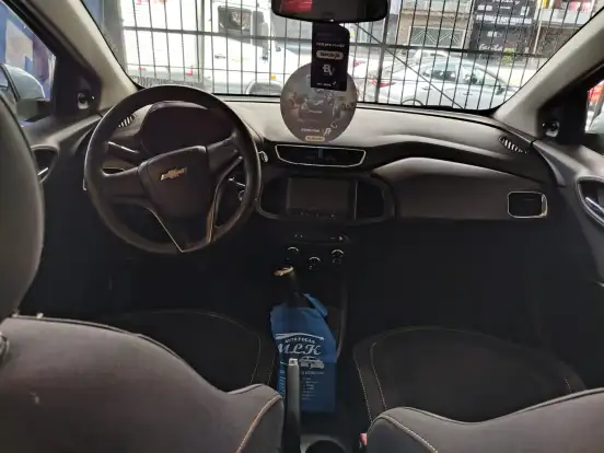CHEVROLET-ONIX-2014