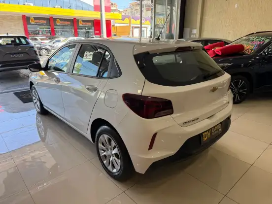 CHEVROLET-ONIX-2020
