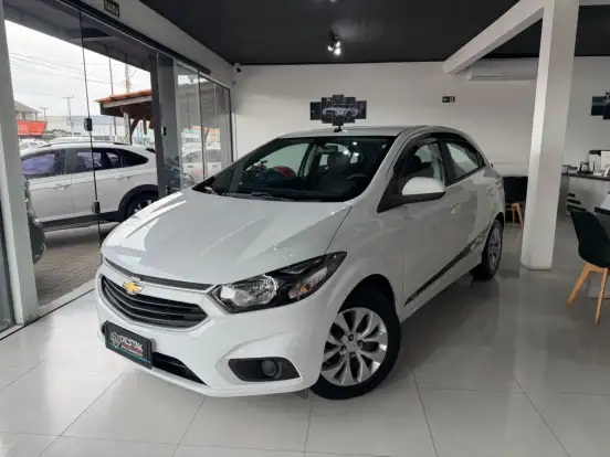 CHEVROLET-ONIX-1.4 MPFI LT 8V FLEX 4P MANUAL CHEVROLET-ONIX-2018