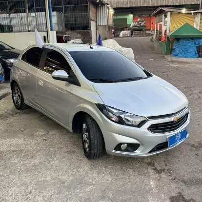 CHEVROLET-ONIX-2018