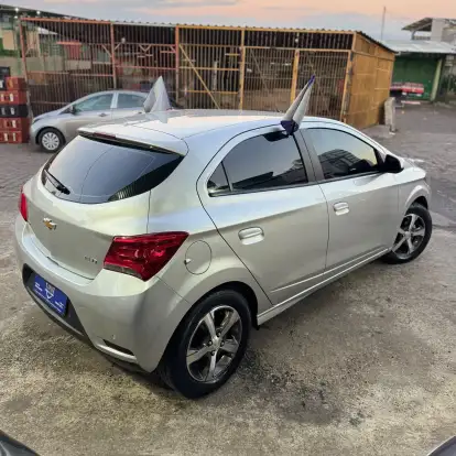 CHEVROLET-ONIX-1.4 MPFI LT 8V FLEX 4P MANUAL CHEVROLET-ONIX-2018