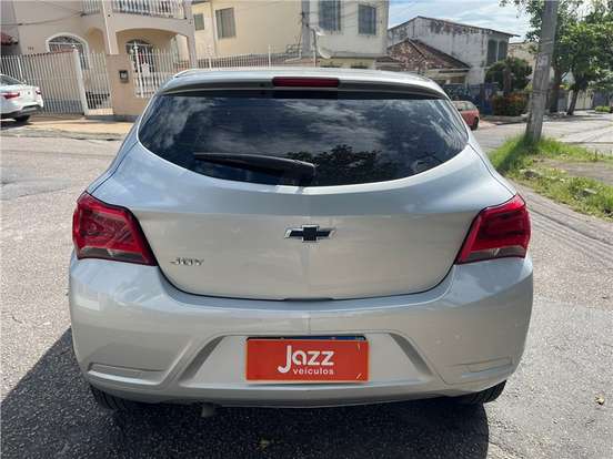 CHEVROLET-ONIX-2019