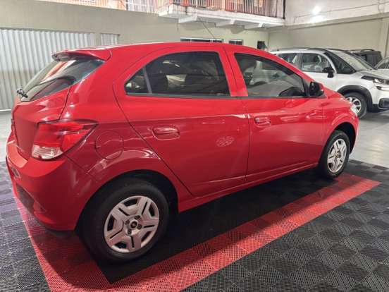 CHEVROLET-ONIX-2012