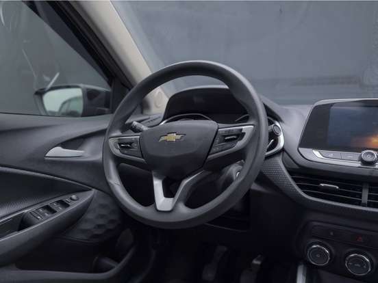CHEVROLET-ONIX-2020