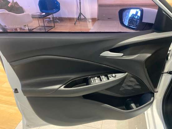 CHEVROLET-ONIX-2023