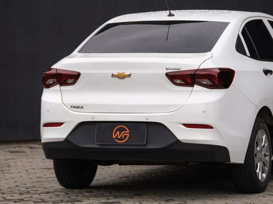 CHEVROLET-ONIX-2020