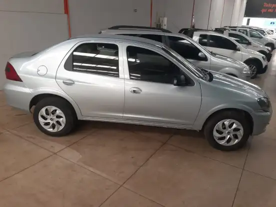 CHEVROLET-PRISMA-2010