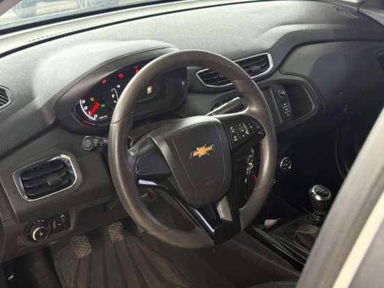 CHEVROLET-PRISMA-2018