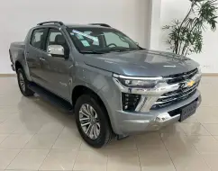 CHEVROLET S10 2.8 16V TURBO DIESEL HIGH COUNTRY CD 4X4 AUTOMÁTICO CHEVROLET S10 2.8 16V TURBO DIESEL HIGH COUNTRY CD 4X4 AUTOMÁTICO