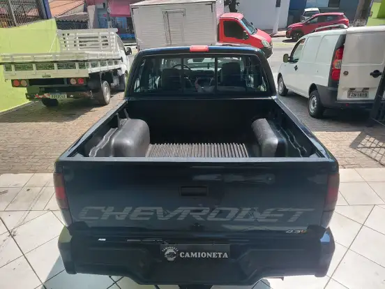 CHEVROLET-S10-4.3 SFI DLX 4X2 CD V6 12V GASOLINA 4P MANUAL CHEVROLET-S10-1998