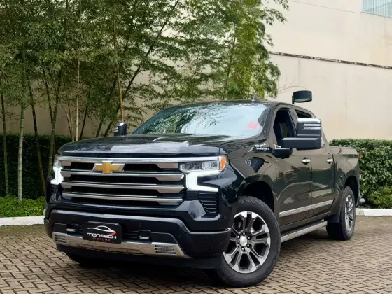 CHEVROLET SILVERADO 5.3 V8 GASOLINA 1500 HIGH COUNTRY 4X4 AUTOMÁTICO