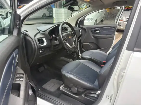 CHEVROLET-SPIN-1.8 PREMIER 8V FLEX 4P AUTOMÁTICO CHEVROLET-SPIN-2023