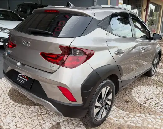 CHEVROLET-TRACKER-2023