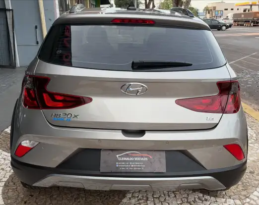 CHEVROLET-TRACKER-2023