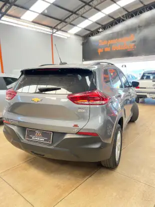 CHEVROLET-TRACKER-2022