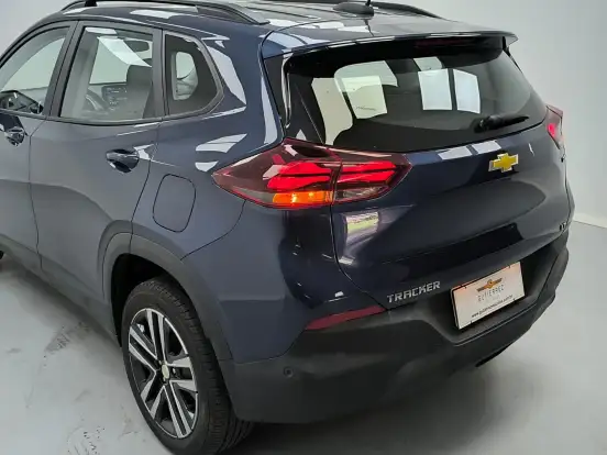 CHEVROLET-TRACKER-2024