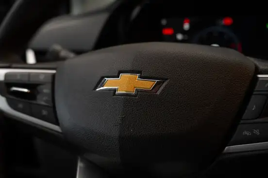 CHEVROLET-TRACKER-2025