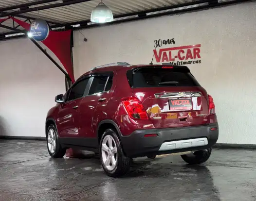 CHEVROLET-TRACKER-2015