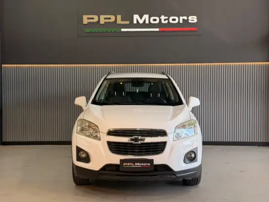 CHEVROLET-TRACKER-2015