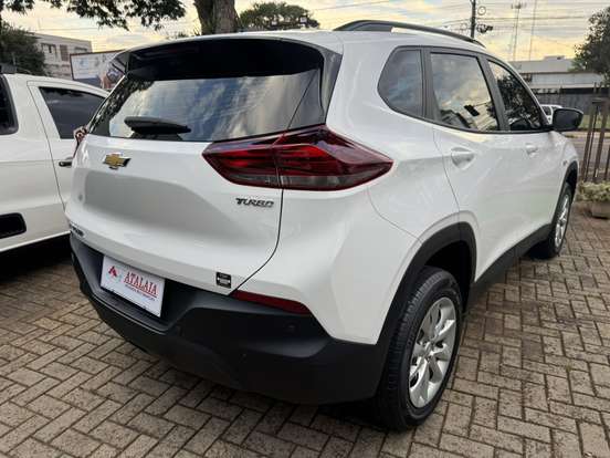 CHEVROLET-TRACKER-2025