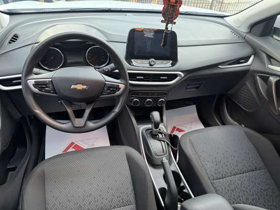 CHEVROLET-TRACKER-2025