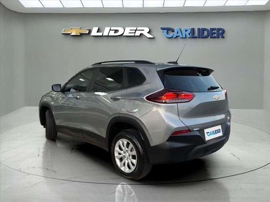 CHEVROLET-TRACKER-2023