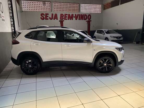 CHEVROLET-TRACKER-2025