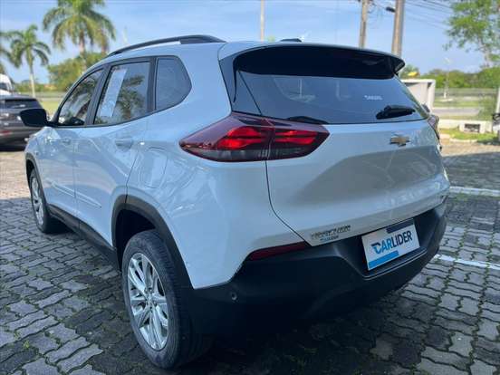 CHEVROLET-TRACKER-2023