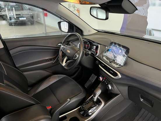 CHEVROLET-TRACKER-2024