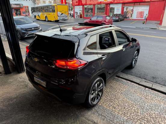 CHEVROLET-TRACKER-2023