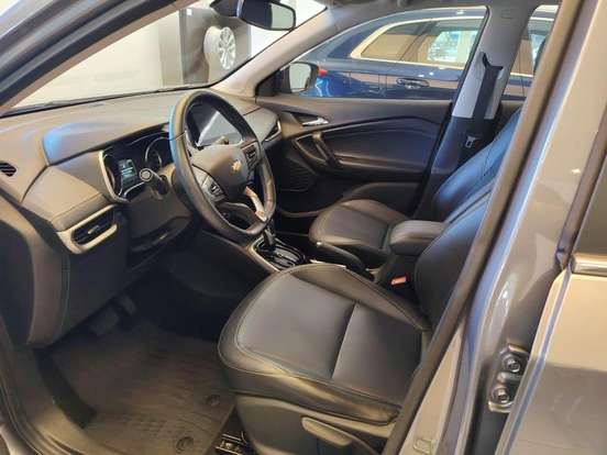 CHEVROLET-TRACKER-2021