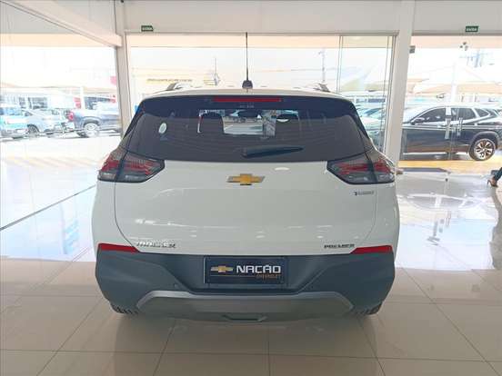 CHEVROLET-TRACKER-2025