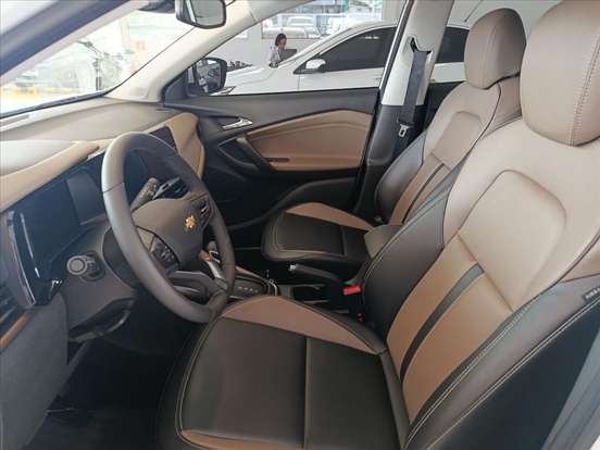 CHEVROLET-TRACKER-2025