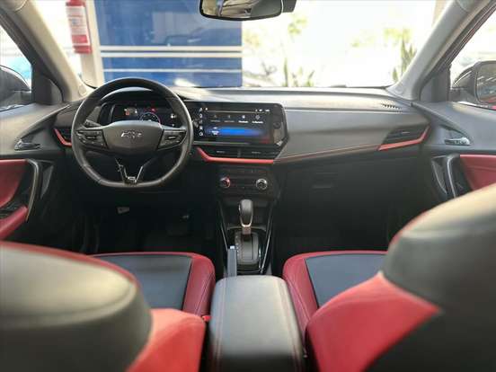 CHEVROLET-TRACKER-2025