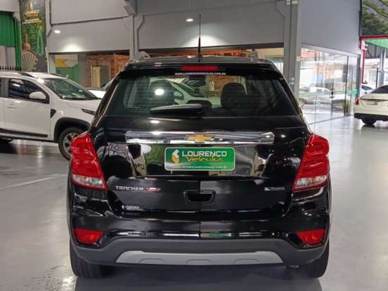 CHEVROLET-TRACKER-2018