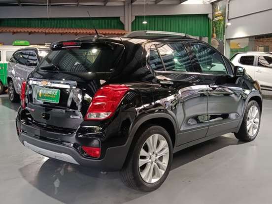 CHEVROLET-TRACKER-2018