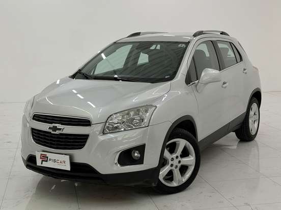 CHEVROLET-TRACKER-2015
