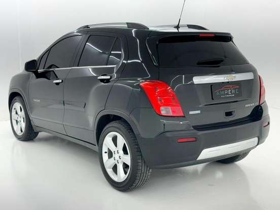 CHEVROLET-TRACKER-2015