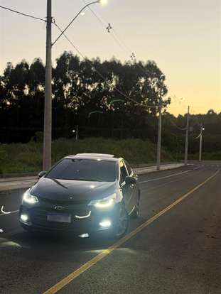 CHEVROLET-CRUZE-2019