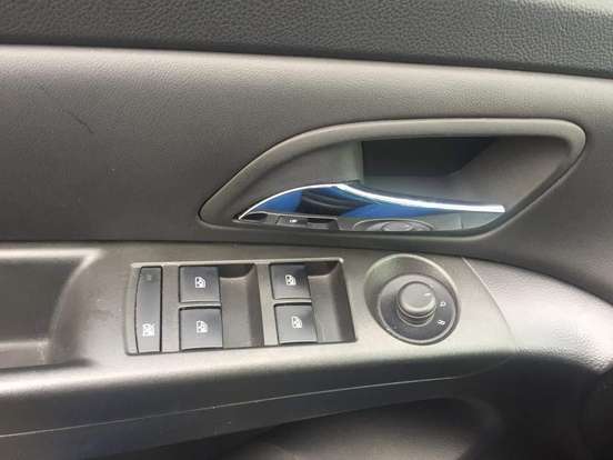 CHEVROLET-CRUZE-2012