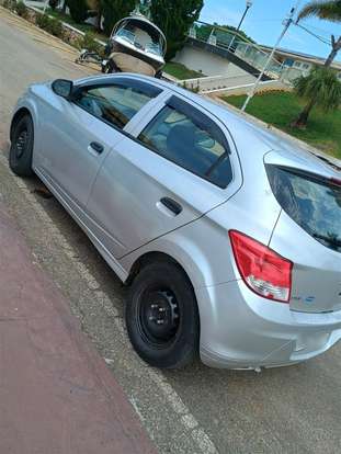 CHEVROLET-ONIX-2017