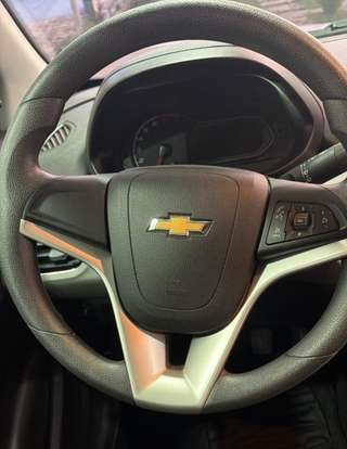CHEVROLET-ONIX-2019