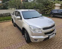 CHEVROLET S10 2.4 ADVANTAGE 4X2 CD 8V FLEX 4P MANUAL CHEVROLET S10 2.4 ADVANTAGE 4X2 CD 8V FLEX 4P MANUAL