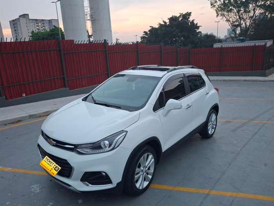 CHEVROLET-TRACKER-2018