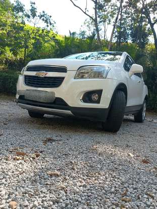 CHEVROLET-TRACKER-2015