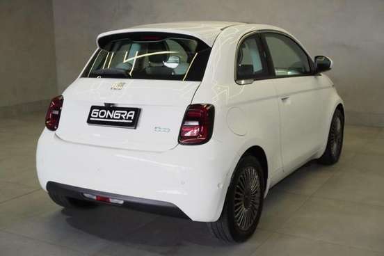 FIAT-500e-2022