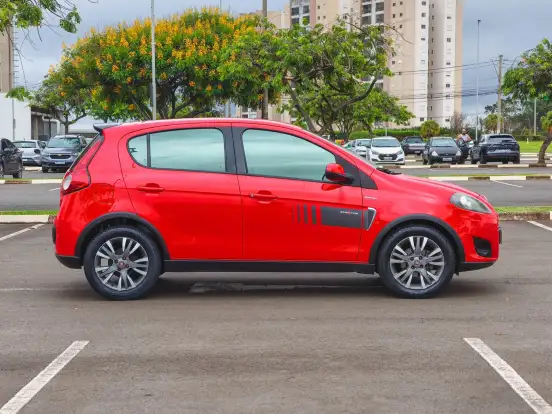 FIAT-PALIO-1.6 MPI SPORTING 16V FLEX 4P AUTOMATIZADO FIAT-PALIO-2012