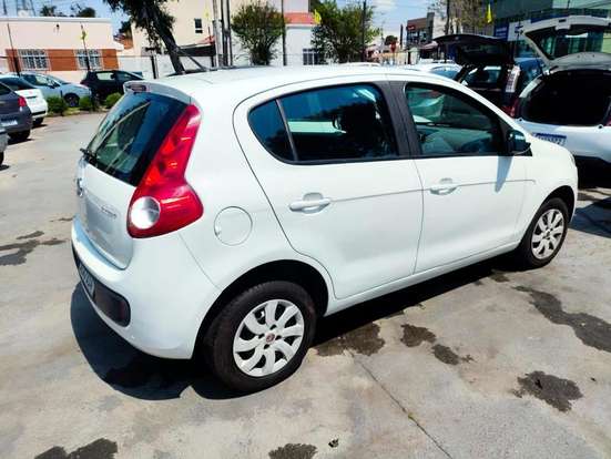 FIAT-PALIO-2015